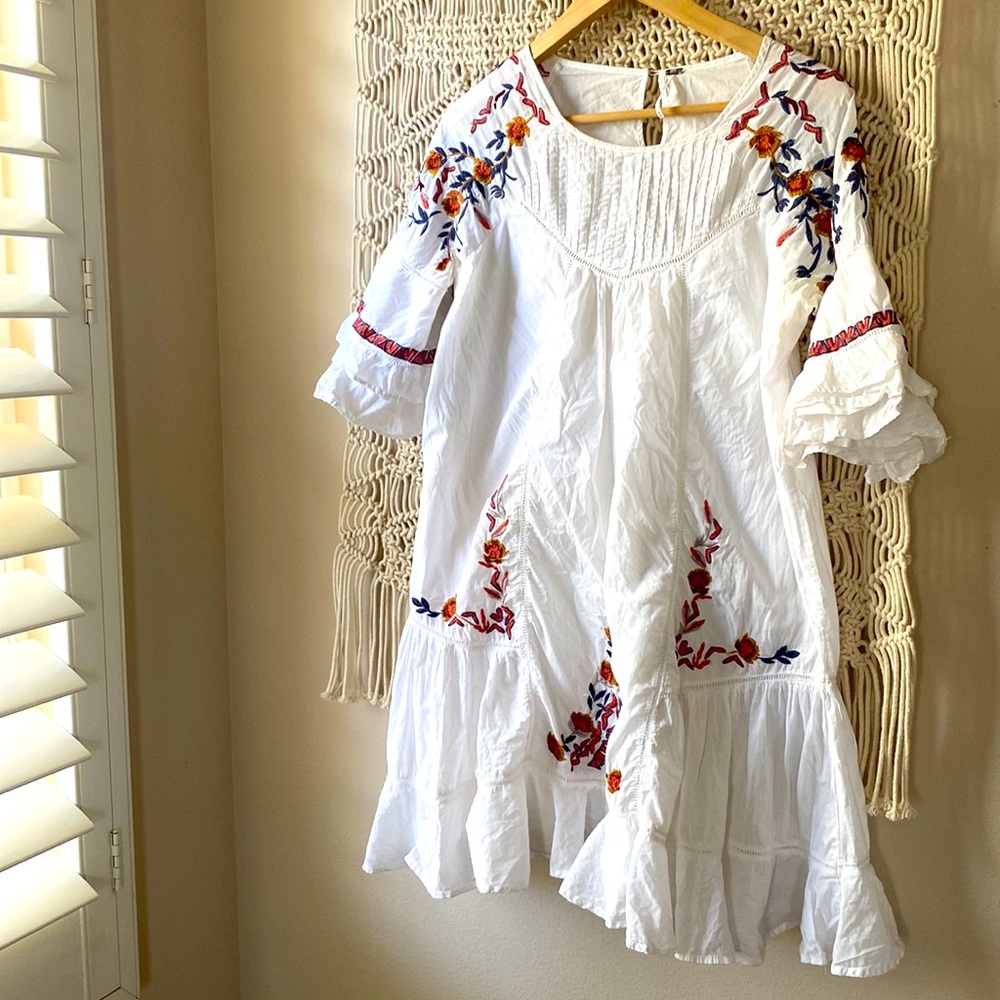 Free People Pavlo Floral mini bohemian embroidered flowy white cotton dr…